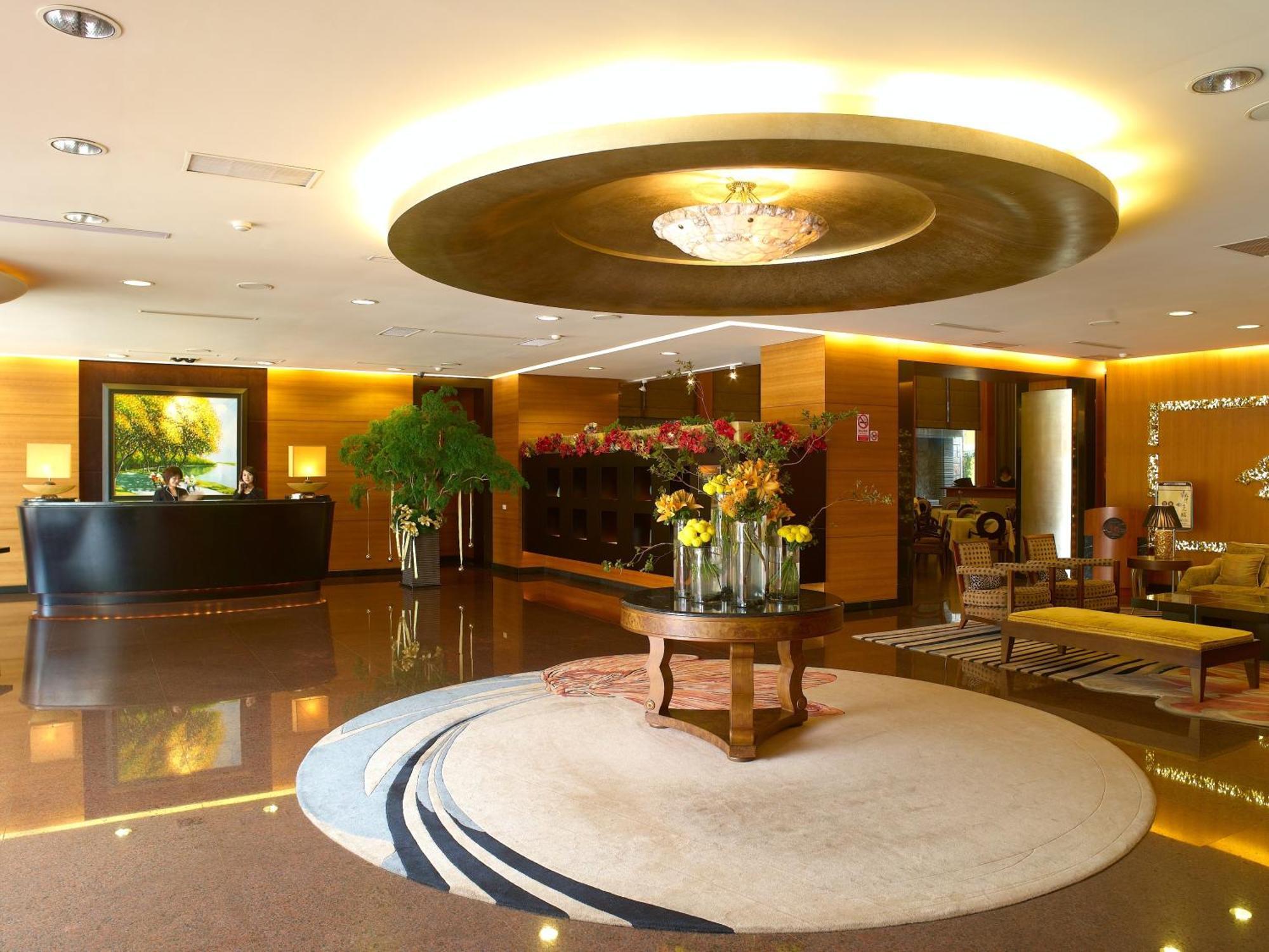 גאושיונג King'S Town Hotel מראה חיצוני תמונה