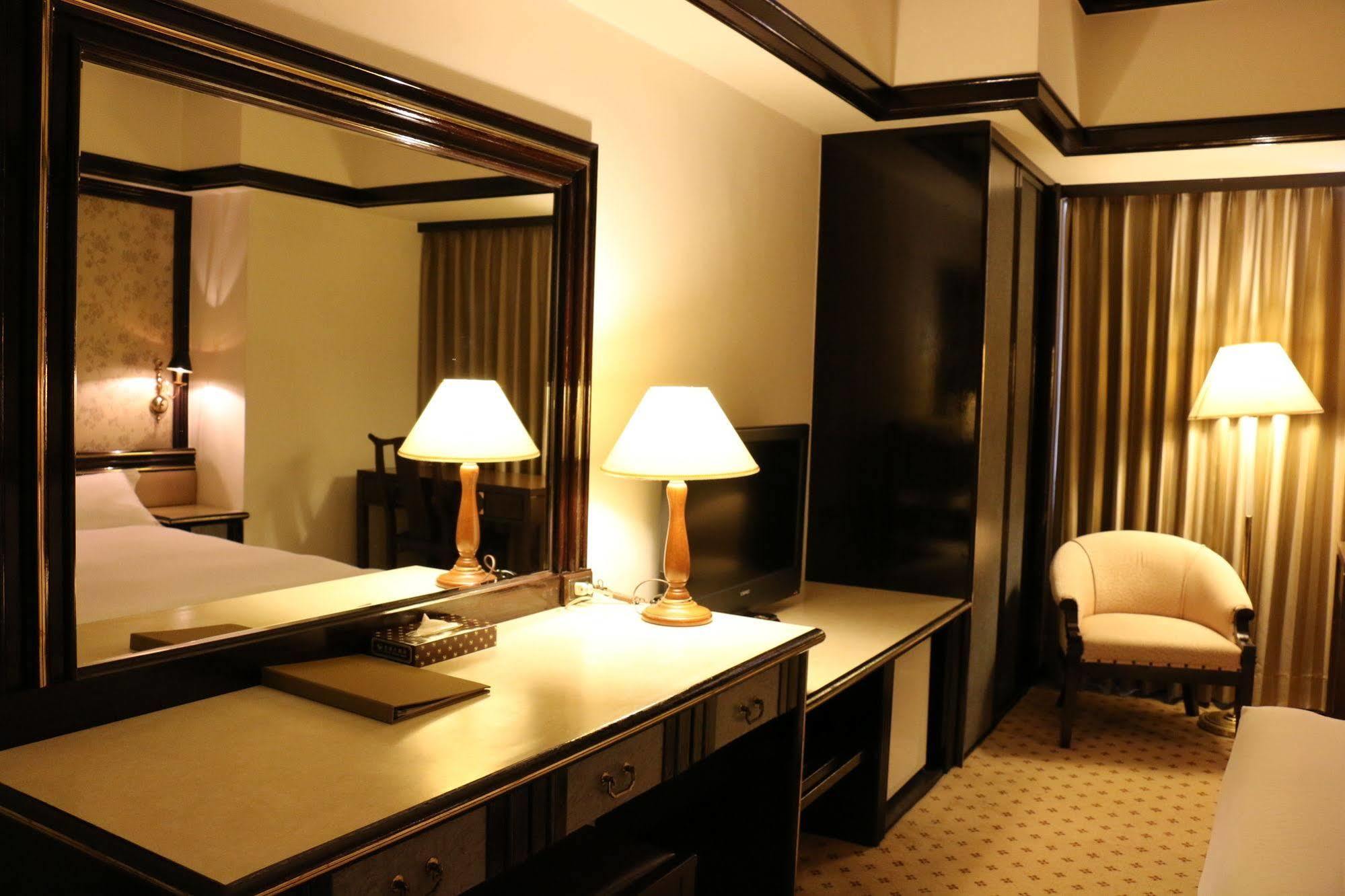 גאושיונג King'S Town Hotel מראה חיצוני תמונה